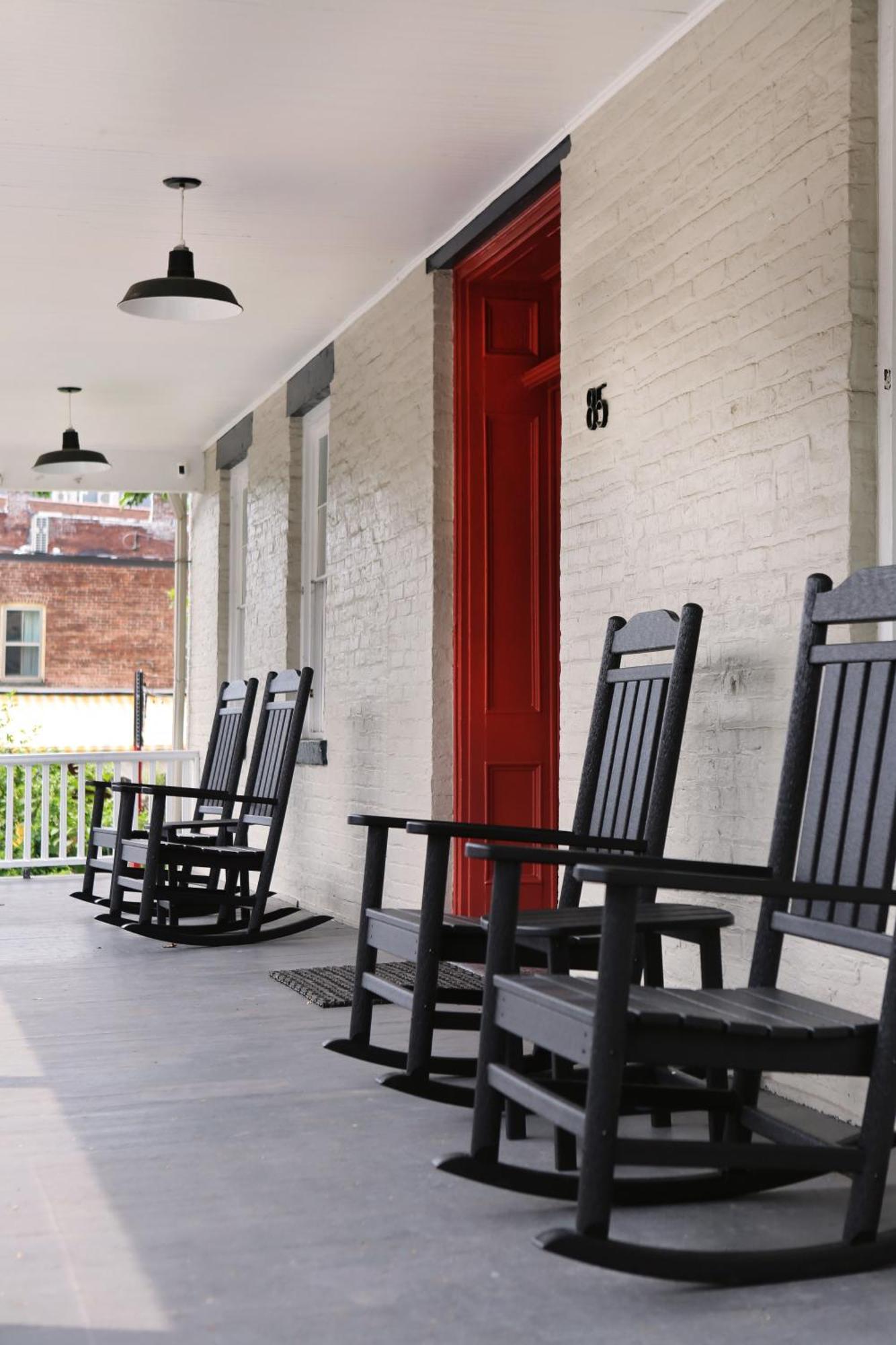 Kingston Carriage House Bed & Breakfast Екстериор снимка